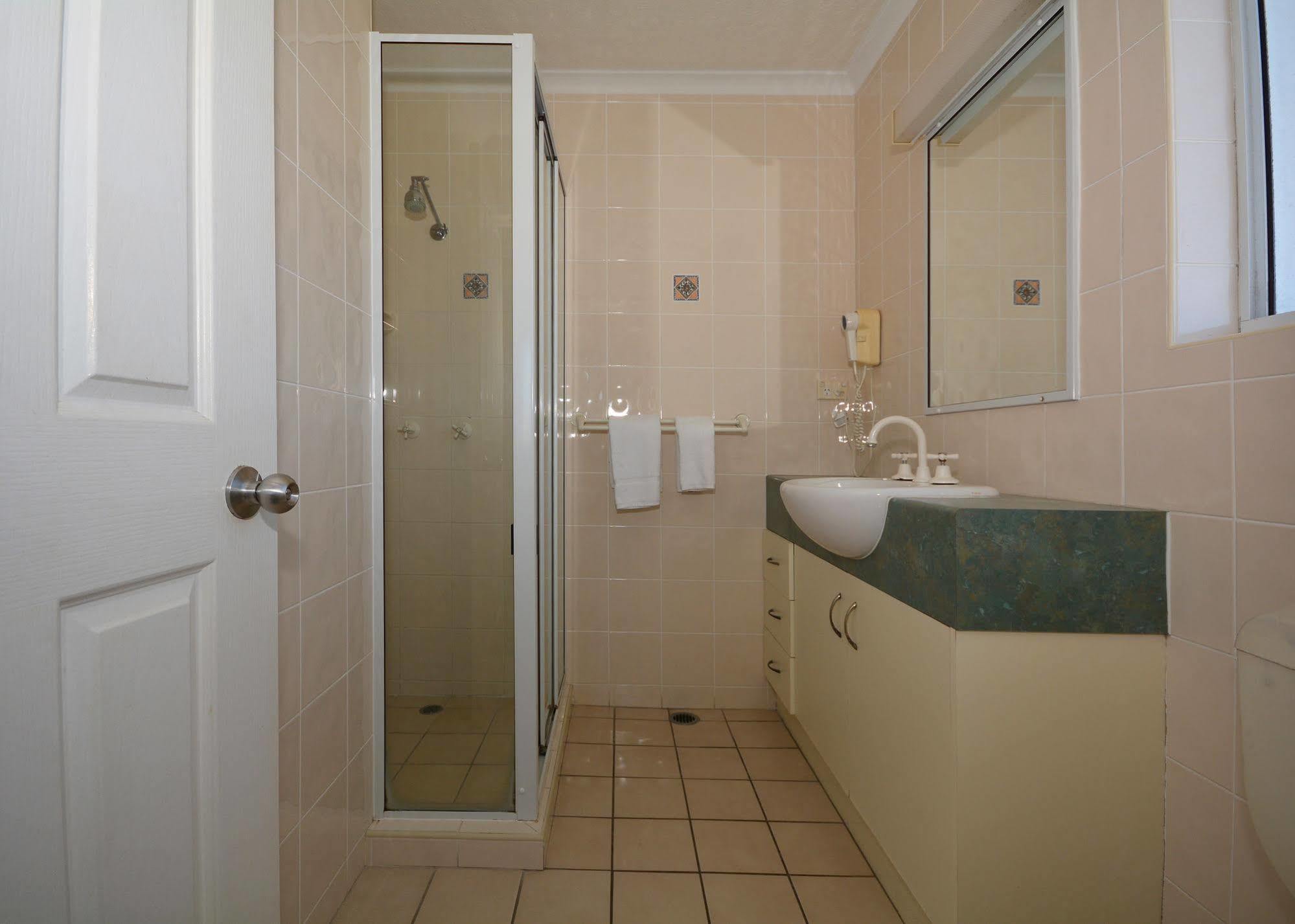 Jade Waters Luxury Apartments Херви-Бэй Экстерьер фото